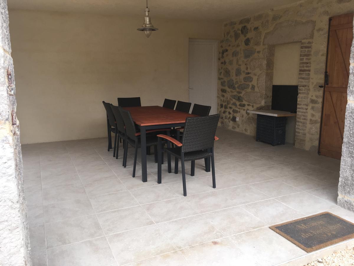 La Maison De Salavas Vallon-Pont-d'Arc Luaran gambar